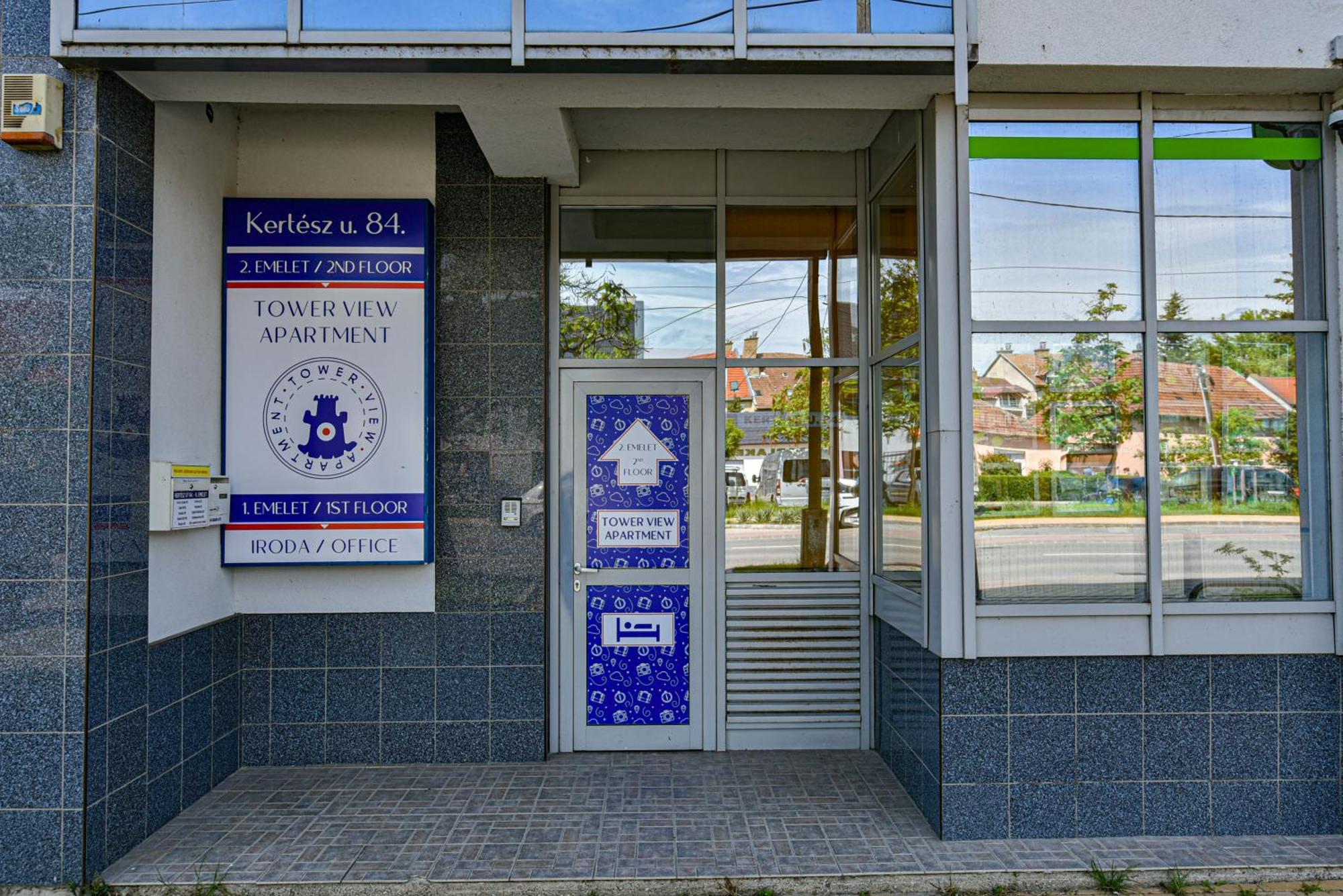 Eger Tower View Apartment מראה חיצוני תמונה