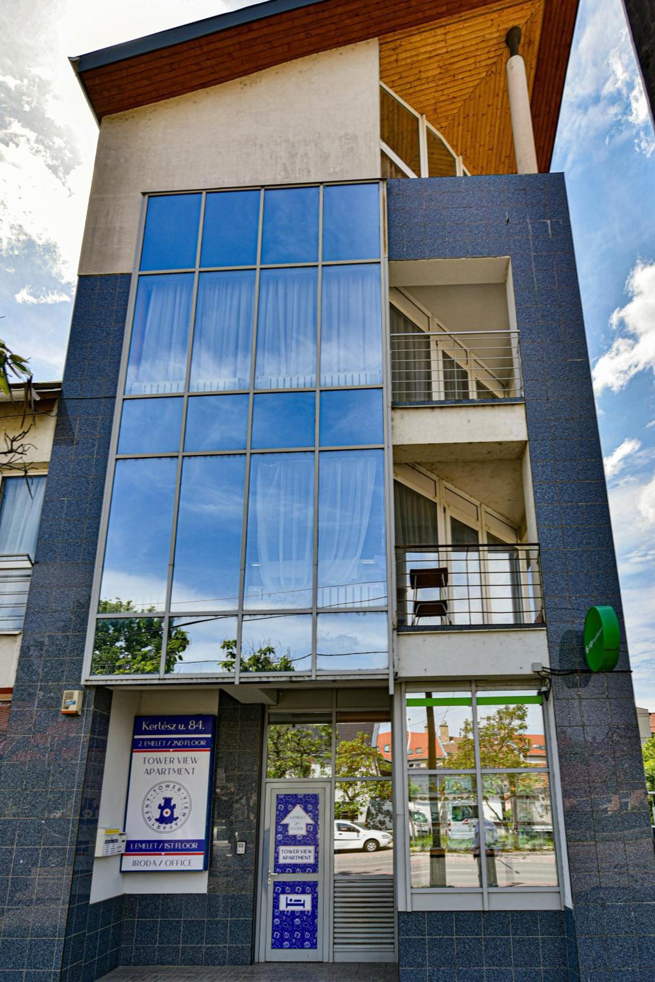 Eger Tower View Apartment מראה חיצוני תמונה